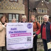 Marlpit community leaders are launching a bid to buy the disused Gatehouse pub