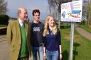 Defra Minister Lord Gardiner visits Oulton Broad sailing club to urge sailors to 