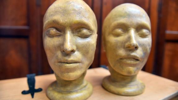 Eastern Daily Press: The death masks at Norwich Castle of Frances Billing and Katherine Frary Eastern Daily Press: The death masks at Norwich Castle of Frances Billing and Katherine Frary
