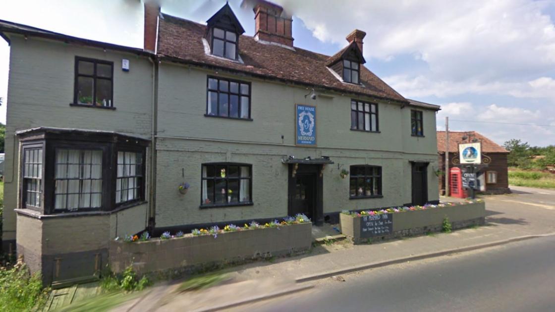 Mermaid pub site home approved against officer advice 