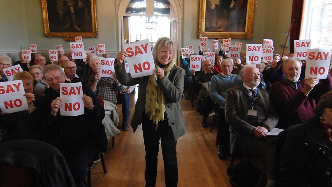Controversial Knights Hill King's Lynn development approved 
