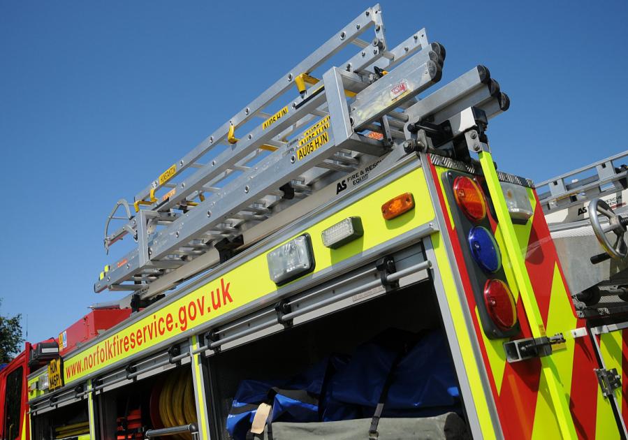 11 fire crews tackle blaze in Ketteringham near Norwich 