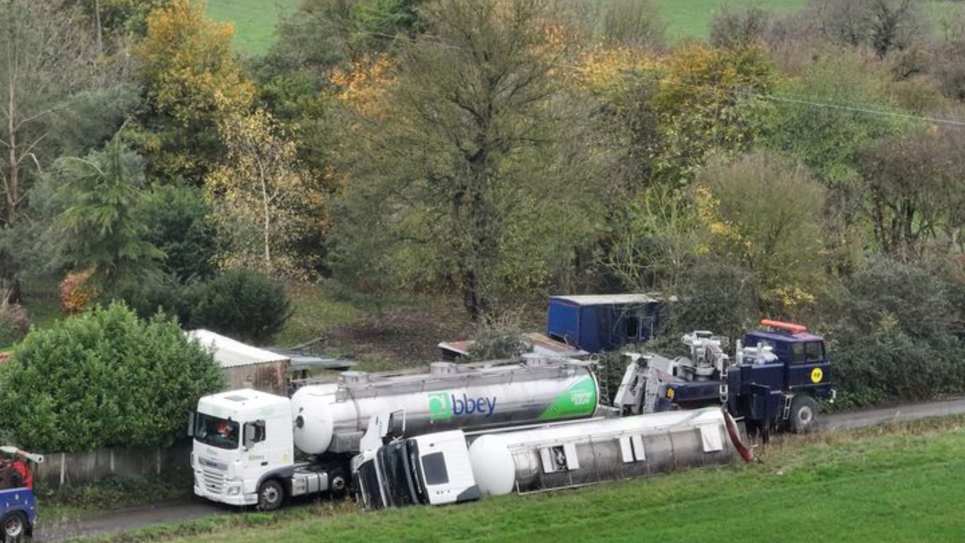 The Heywood in Diss blocked after tanker topples onto side - Vimarsana News