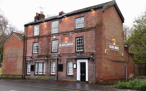 Eastern Daily Press: The Black Horse in Earlham Road Eastern Daily Press: The Black Horse in Earlham Road