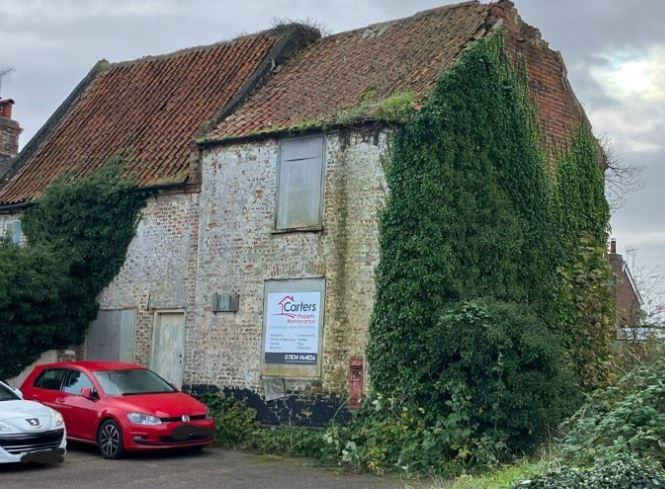 Derelict former pub in Lowestoft is sold ahead of auction 
