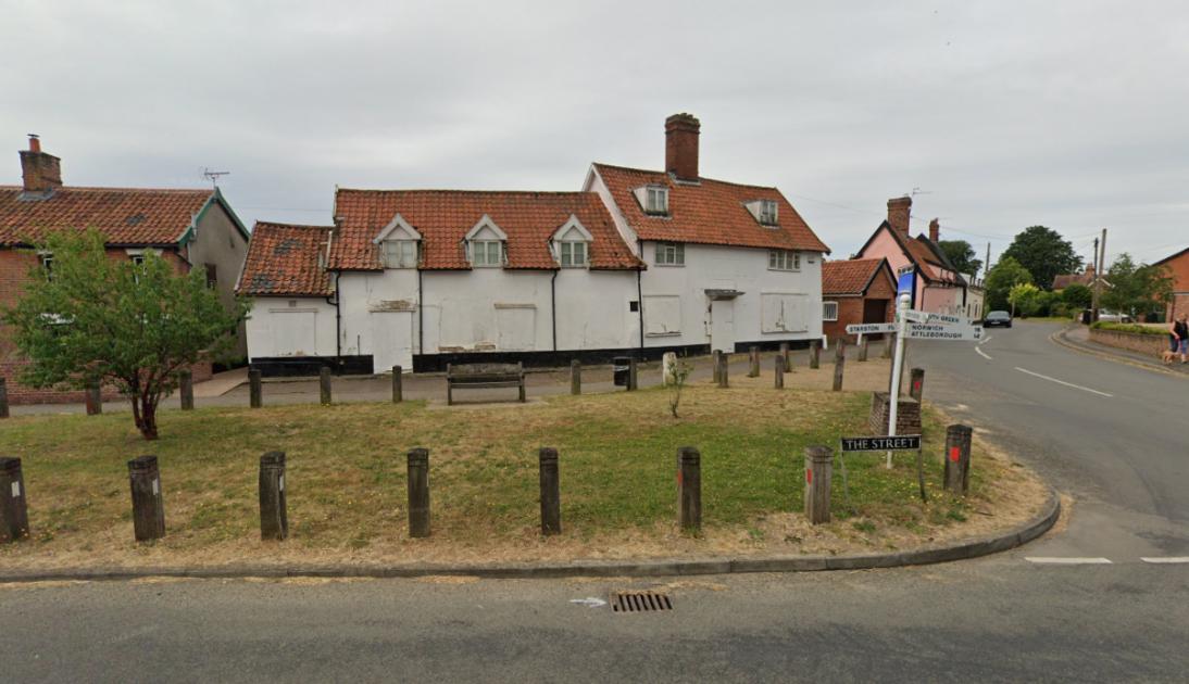 Demolition bid launched for King's Head in Pulham St Mary 
