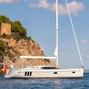 The Oyster 495 is a collaboration between Humphreys Yacht Design and Oyster’s own in-house design studio
