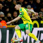 Billy Gilmour played the full match as Norwich drew 0-0 with Wolves at Carrow Road